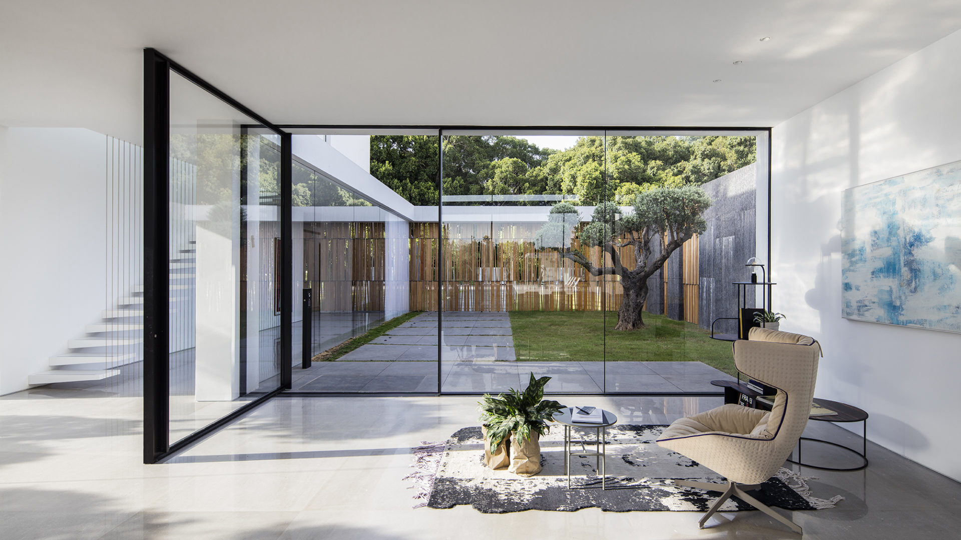 FR_HOUSE_005-1 FR_HOUSE_005-1