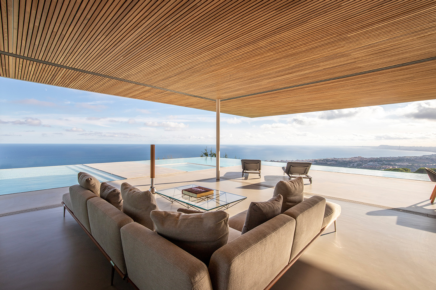 OriginalPhotoBarcelonaHouse_17 Barcelona House by Strom Archiects with Vitrocsa windows