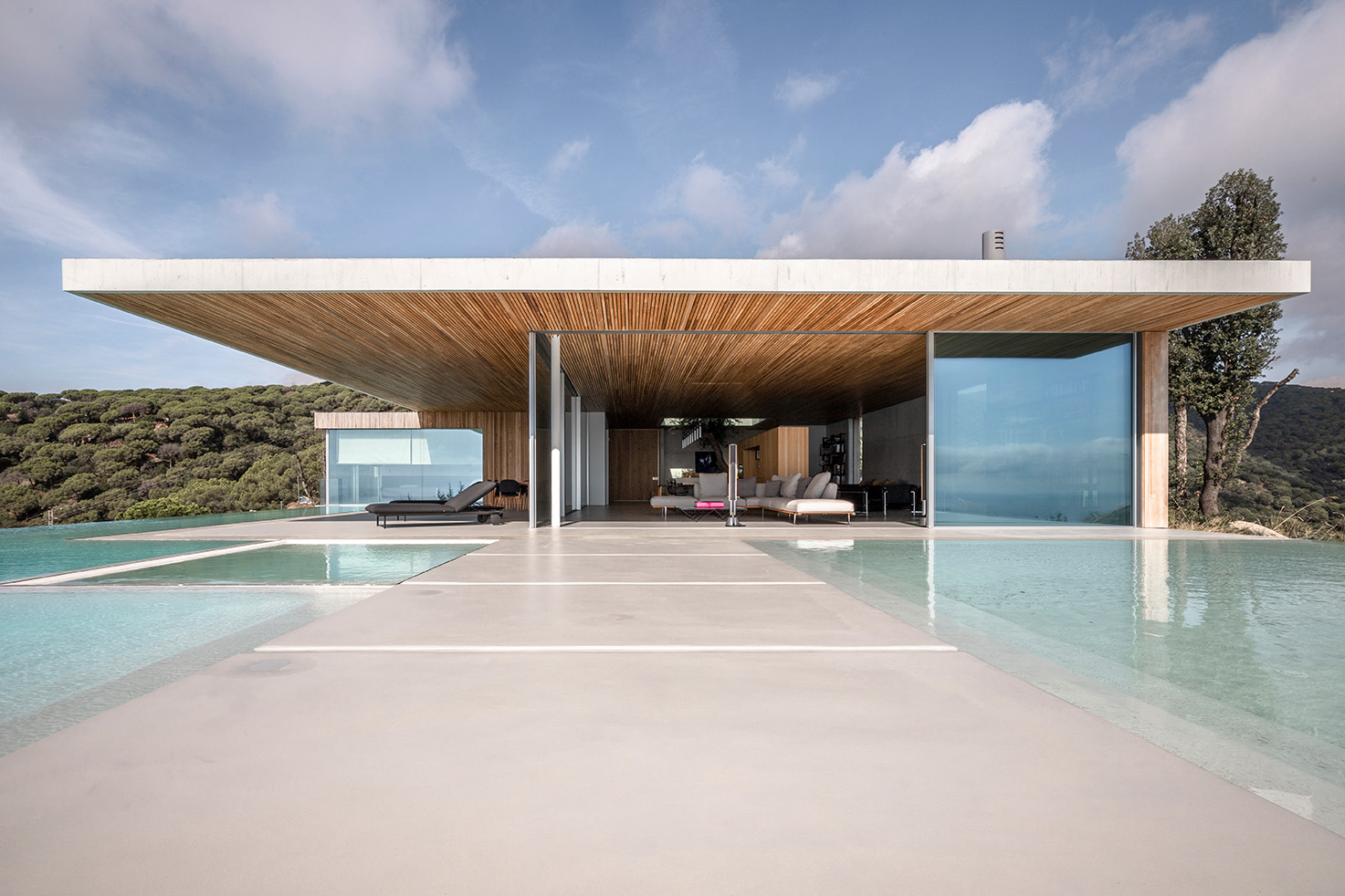 OriginalPhotoBarcelonaHouse_21 Barcelona House by Strom Archiects with Vitrocsa windows