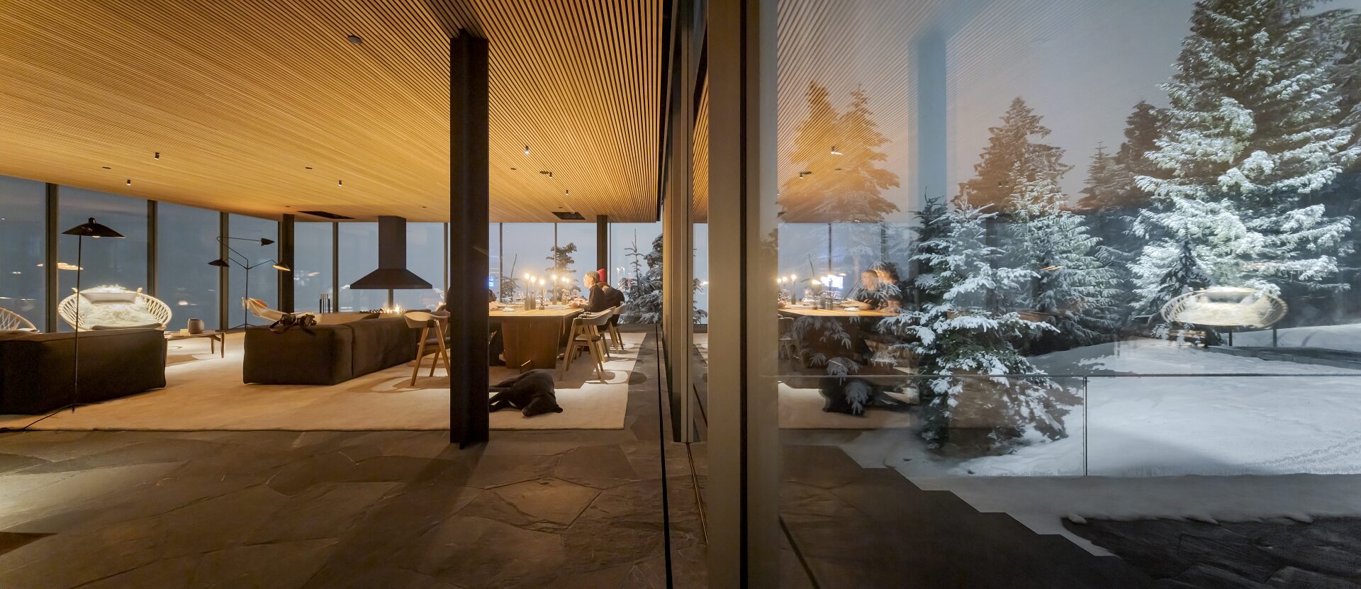 386 Flag House - Studio MK27 - Fernando Guerra FG+SG - Vitrocsa Windows